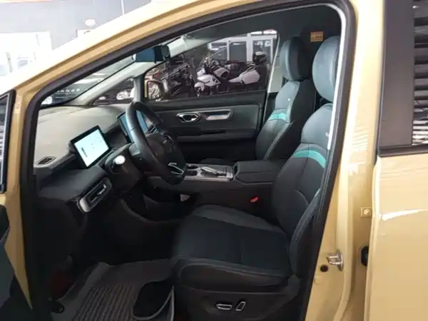 AION S Plus 2022, фото 14