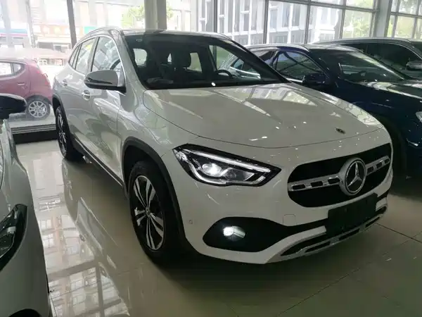 Mercedes-Benz GLA 2022, фото 4