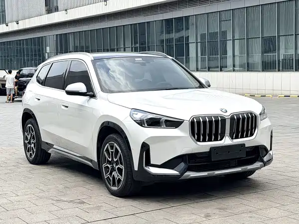 BMW X1 2024, фото 3
