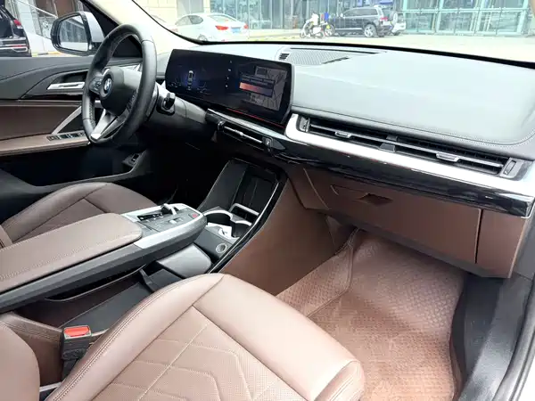 BMW X1 2024, фото 11