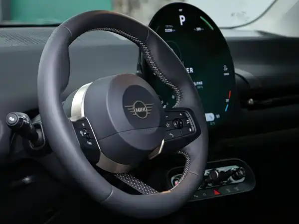 MINI Cooper SE 2024, фото 14
