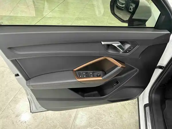 Audi Q3 2022, фото 10