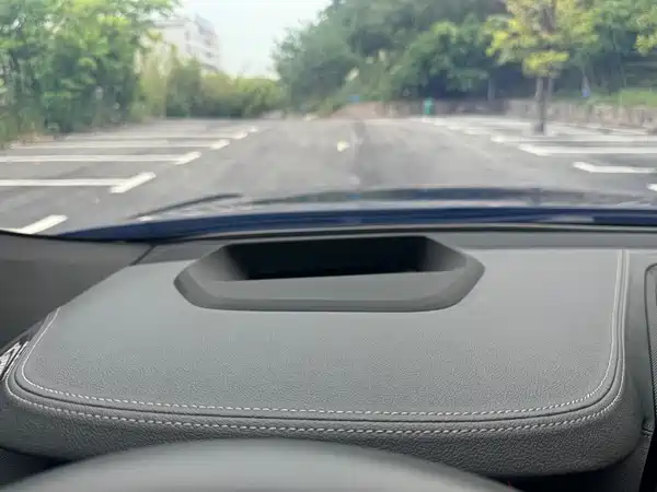BMW 6 Series GT 2022, фото 14