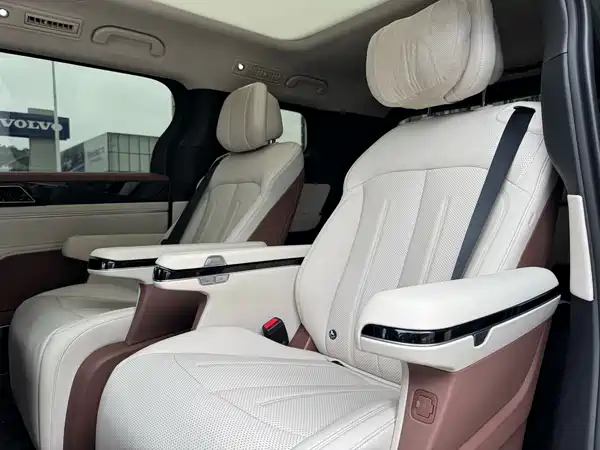 BYD Xia 2025, фото 6