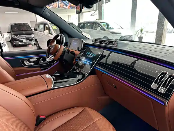 Mercedes-Benz Vito 2024, фото 5