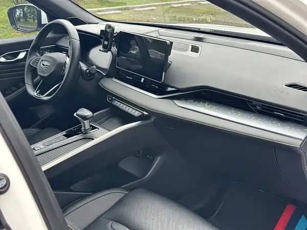 Geely Preface 2023, фото 15