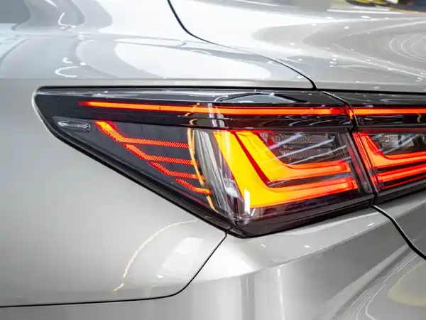 Lexus ES 2025, фото 9