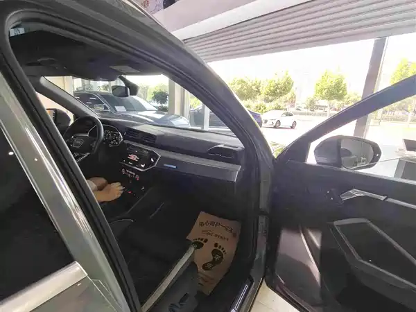 Audi Q3 2024, фото 10