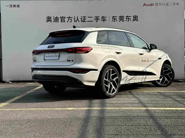 Audi Q6L e-tron 2025, фото 4