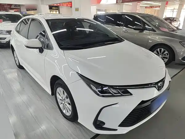 Toyota Corolla 2022, фото 21