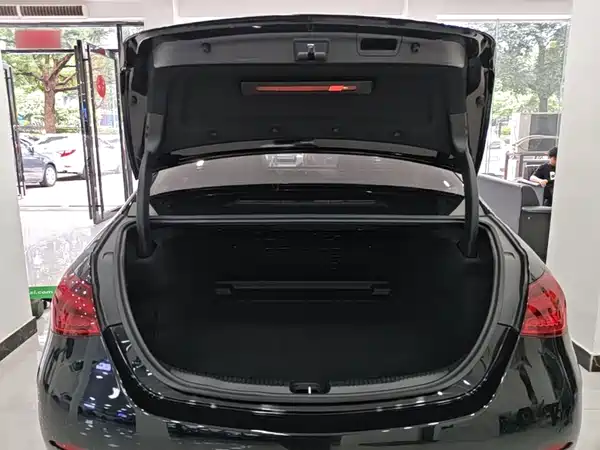 Mercedes-Benz C-Class 2023, фото 14