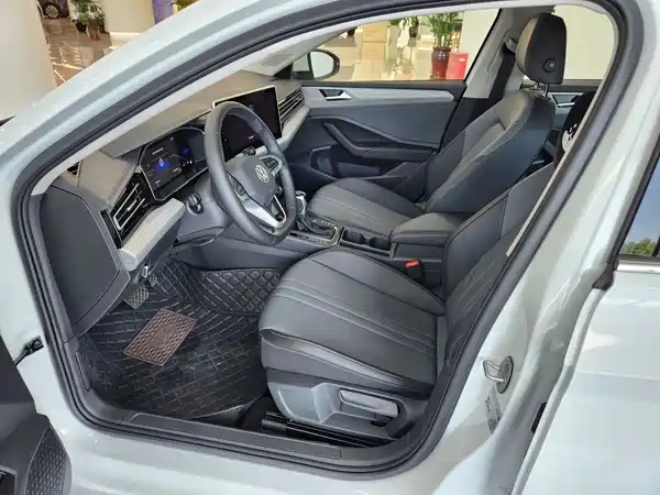 Volkswagen Sagitar 2026, фото 2