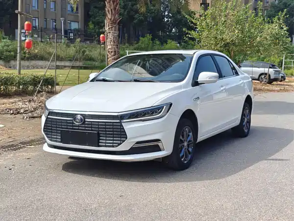 BYD Qin EV 2021