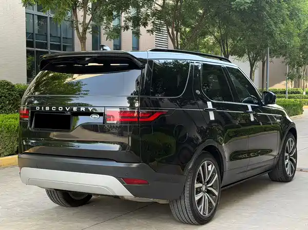 Land Rover Discovery 2024, фото 16