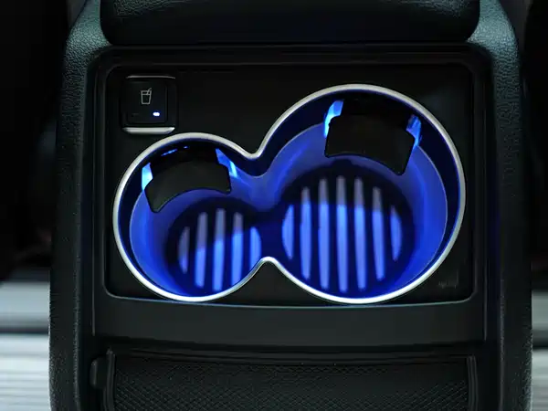Mercedes-Benz V-Class 2022, фото 12