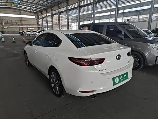 Mazda 3 2023, фото 4