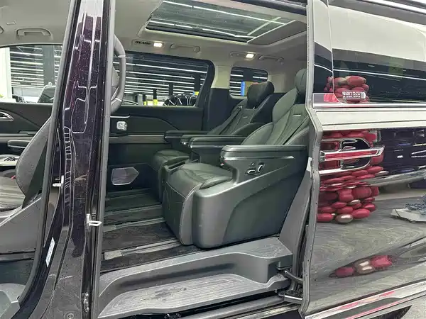 Hongqi HQ9 PHEV 2024, фото 7