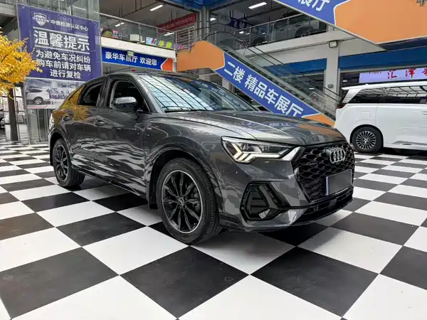Audi Q3 Sportback 2022, фото 3