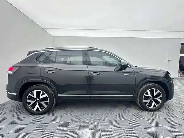 Volkswagen Tayron 2023, фото 8