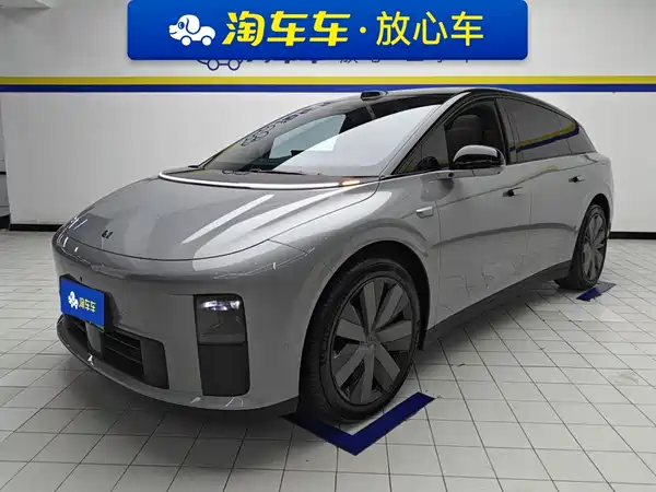Li Auto i6 2025