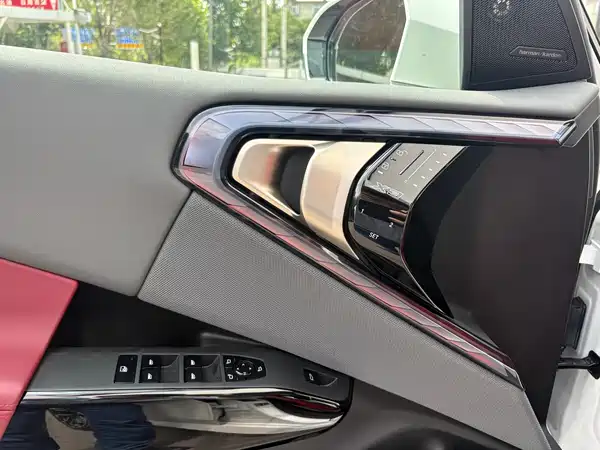 BMW X3 2025, фото 10