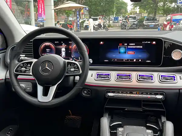 Mercedes-Benz GLE Coupe 2022, фото 10