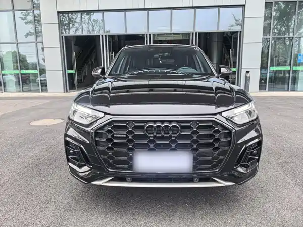 Audi Q5L 2022, фото 9