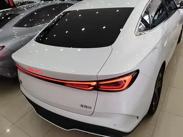 BYD Seal 06 DM-i 2024, фото 6
