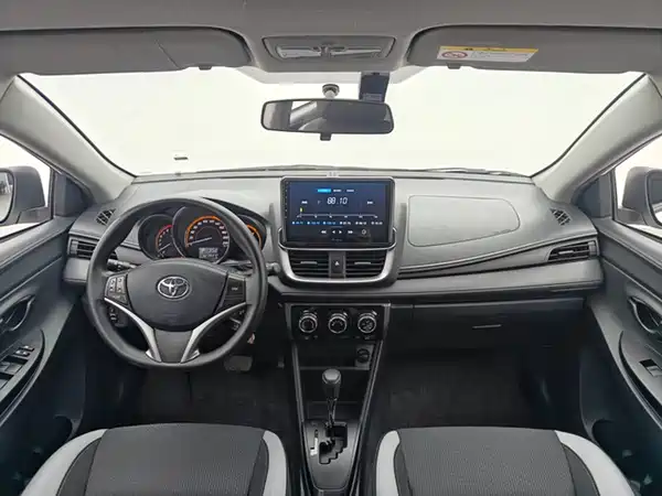Toyota Yaris 2022, фото 4