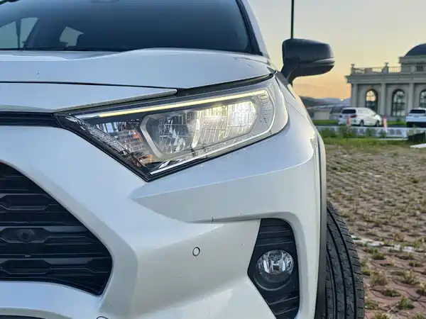 Toyota RAV4 2022, фото 7