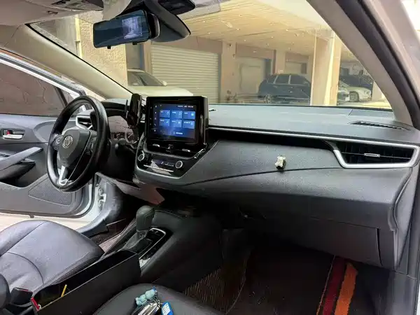 Toyota Corolla 2023, фото 7