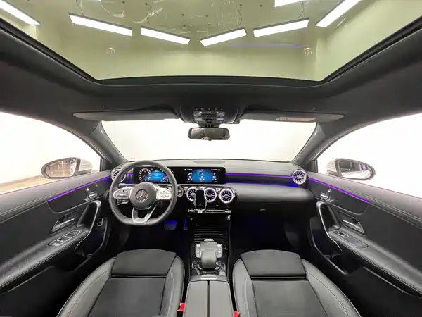 Mercedes-Benz A-Class 2022, фото 5