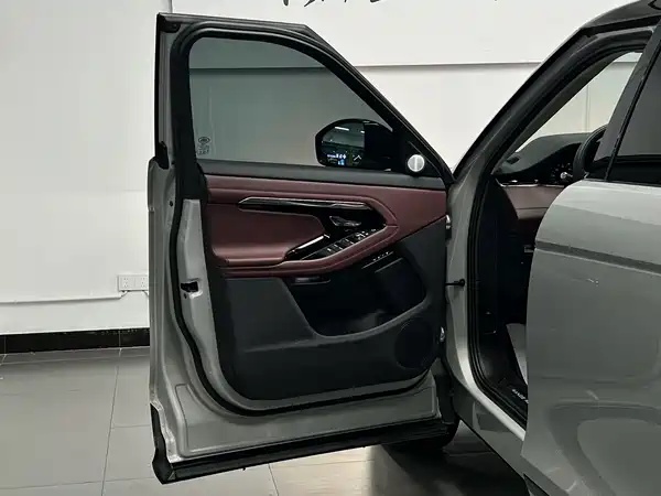 Land Rover Range Rover Evoque 2022, фото 27