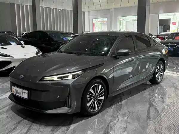 Changan Qiyuan A05 2024