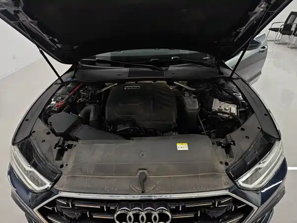 Audi A7L 2024, фото 9