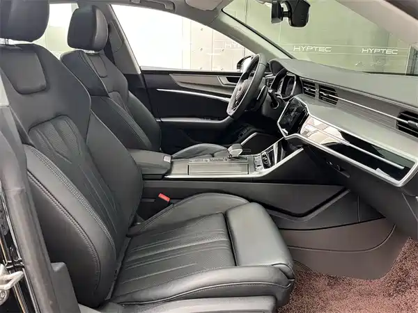 Audi A7 2023, фото 12
