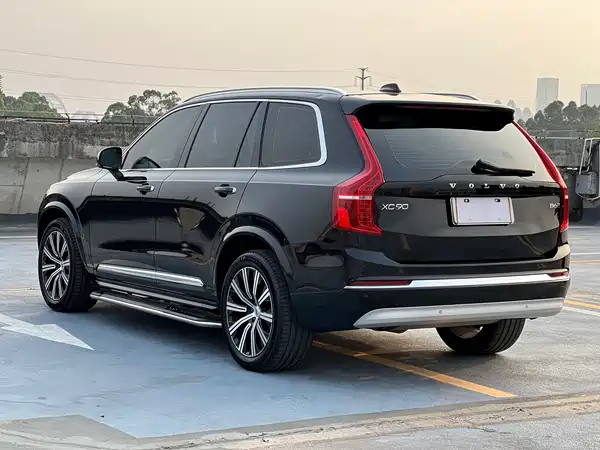 Volvo XC90 2022, фото 4