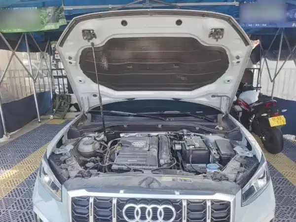 Audi Q2L 2022, фото 19