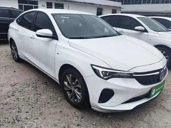 Buick Verano 2023, фото 3