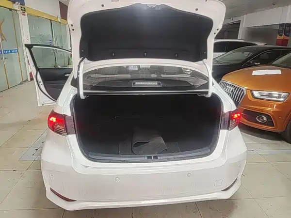 Toyota Corolla 2022, фото 18