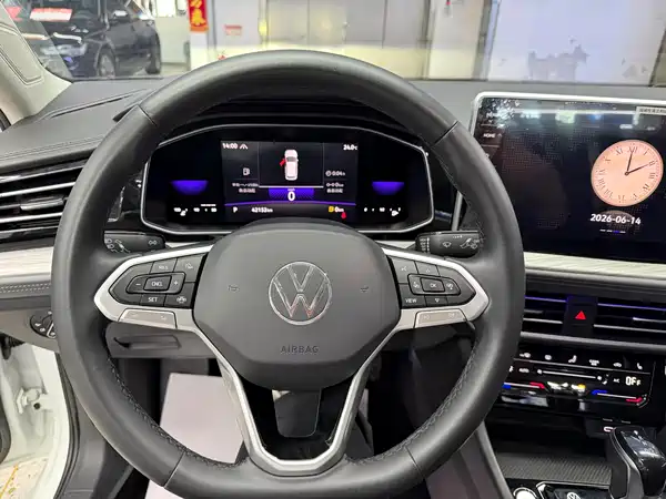 Volkswagen Sagitar 2023, фото 10