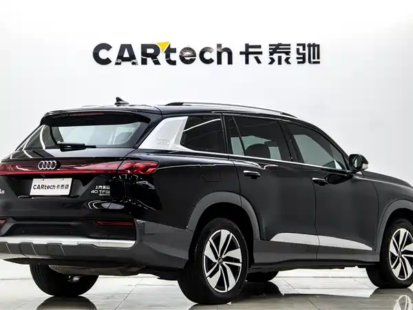Audi Q6 2024, фото 5