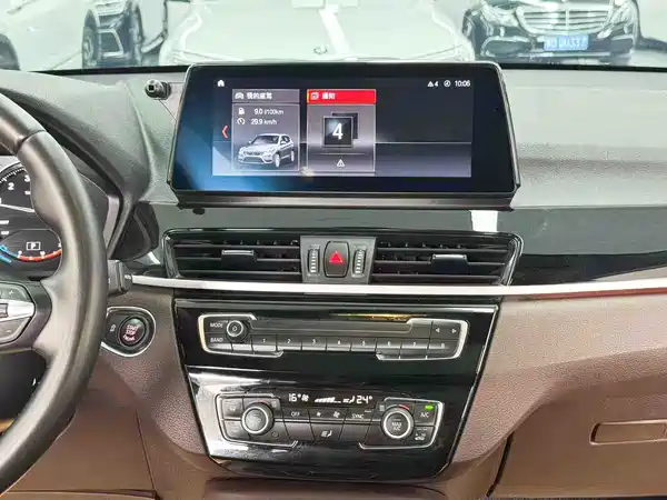 BMW X1 2022, фото 17