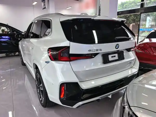 BMW X1 2023, фото 4