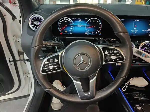 Mercedes-Benz GLA 2022, фото 11