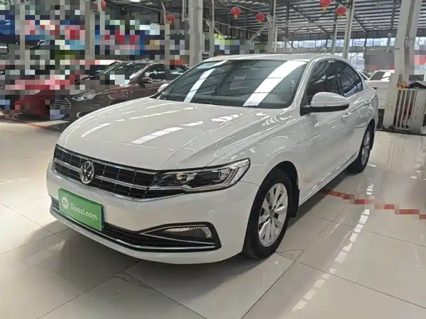 Volkswagen Bora 2021