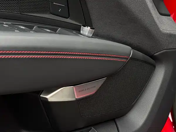 Audi RS e-tron GT 2023, фото 18