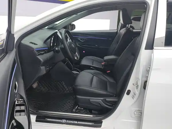 Toyota Yaris 2022, фото 9
