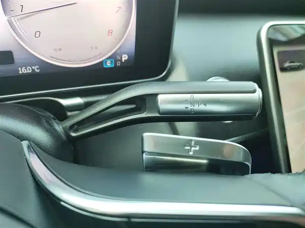Mercedes-Benz S-Class 2022, фото 10