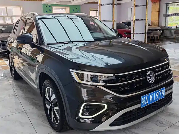 Volkswagen Tayron 2023, фото 3